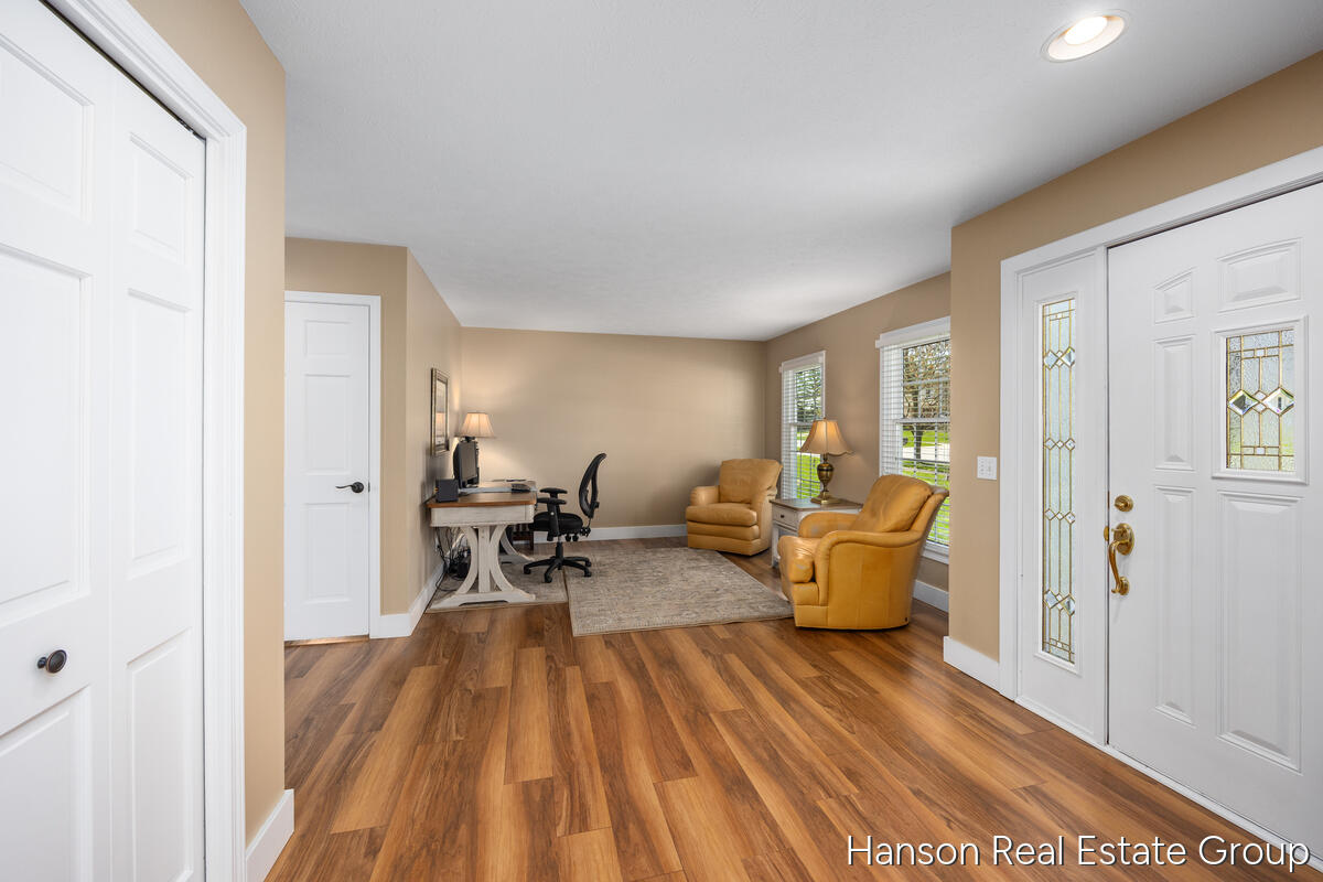 1716 Riva Ridge Drive Southeast Grand Rapids, MI 49546 - Photo 5 of 40 1716-Riva_005