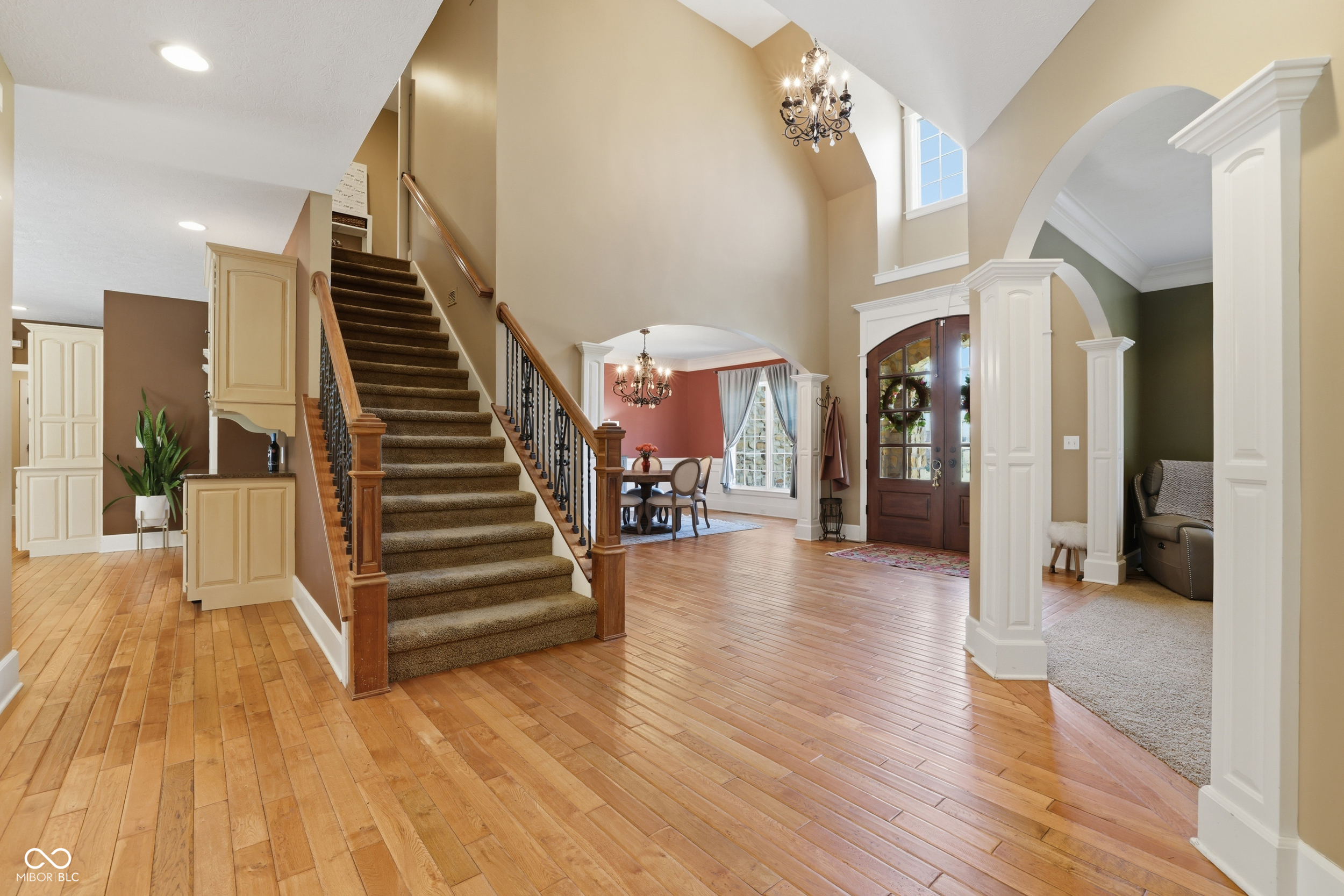 13062 Callaway Court Fishers, IN 46037 - Photo 8 of 51