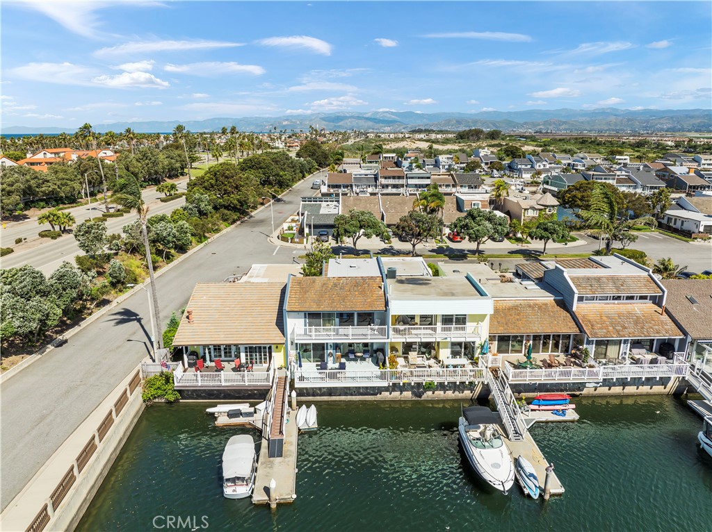 4574 Gateshead Oxnard, CA 93035 - Photo 4 of 71 Situated where there is little to no traffic