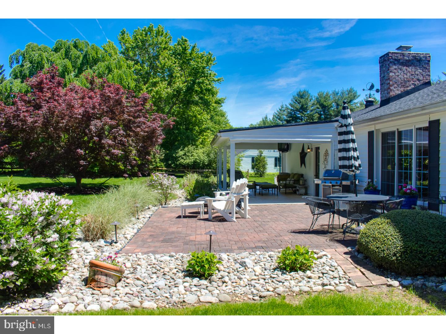 1055 Country Club Road West Chester, PA 19382 - Photo 23 of 25 Patio