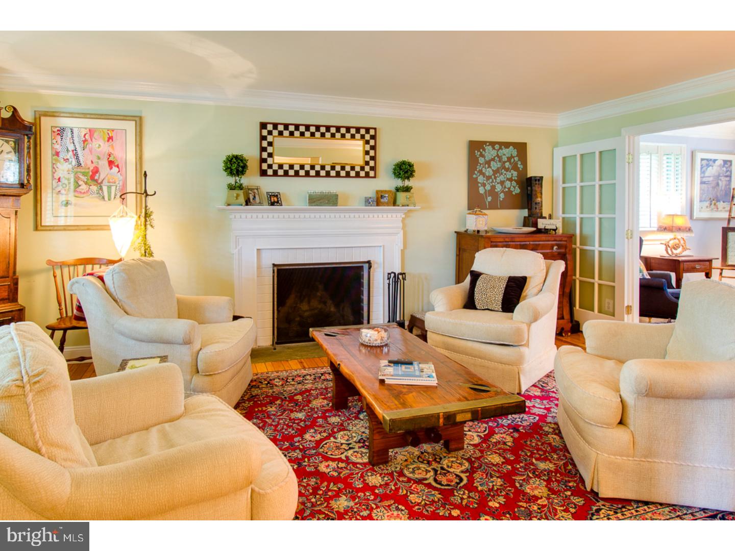 1055 Country Club Road West Chester, PA 19382 - Photo 4 of 25 Living Room
