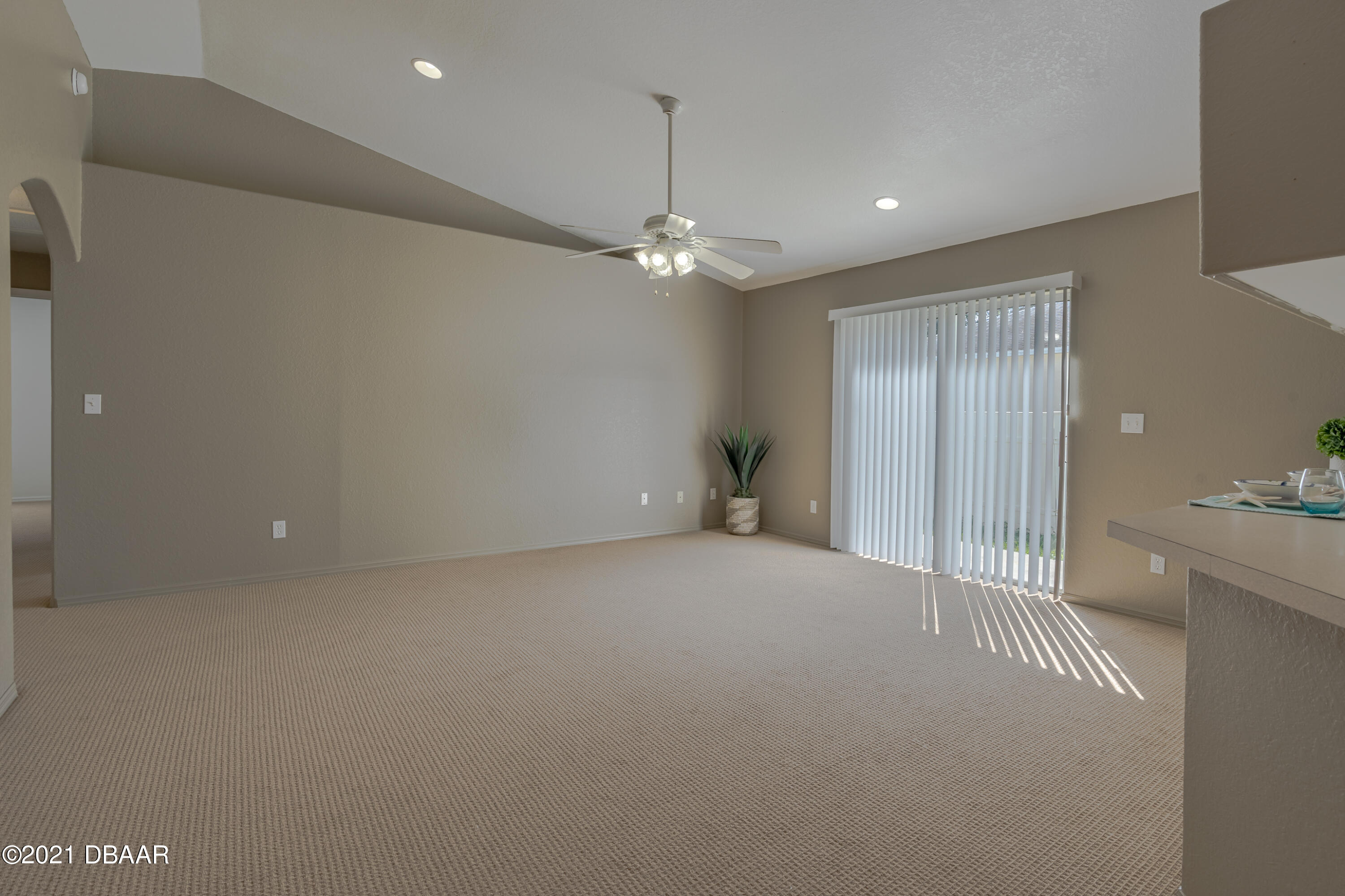 5397 South Nova Road Port Orange, FL 32127 - Photo 13 of 40 5397 Nova-16