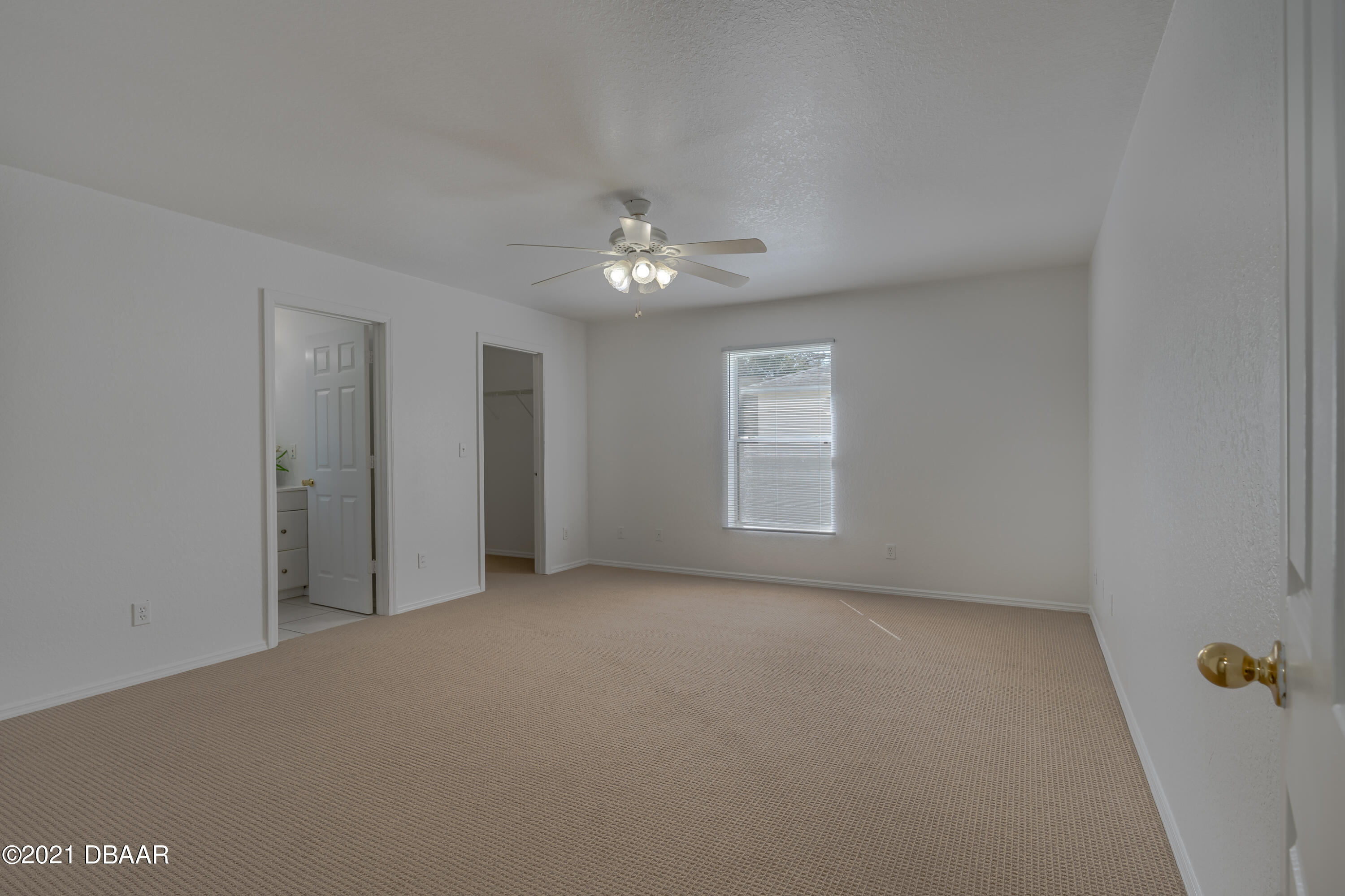 5397 South Nova Road Port Orange, FL 32127 - Photo 17 of 40 5397 Nova-20