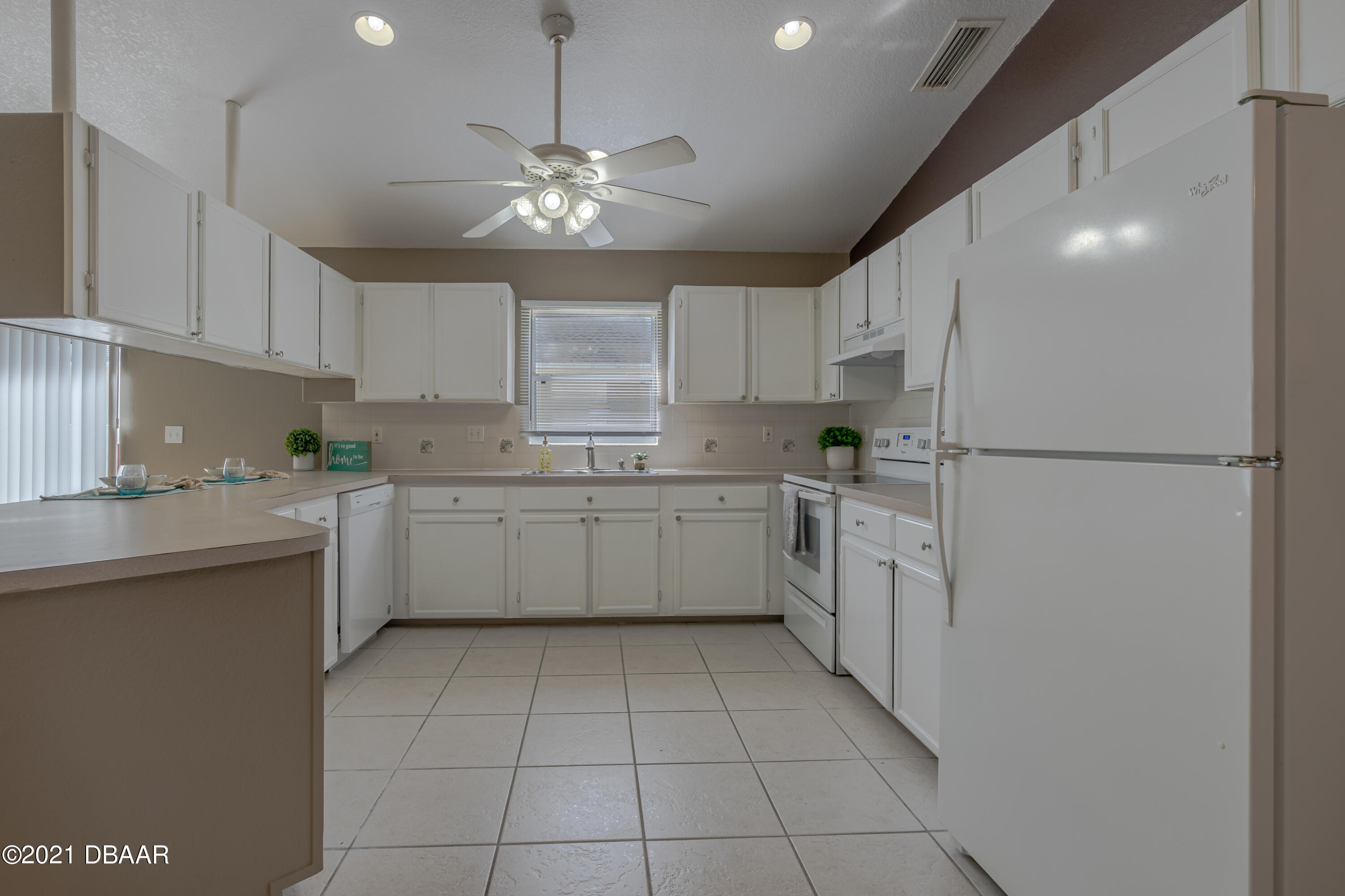 5397 South Nova Road Port Orange, FL 32127 - Photo 10 of 40 5397 Nova-13