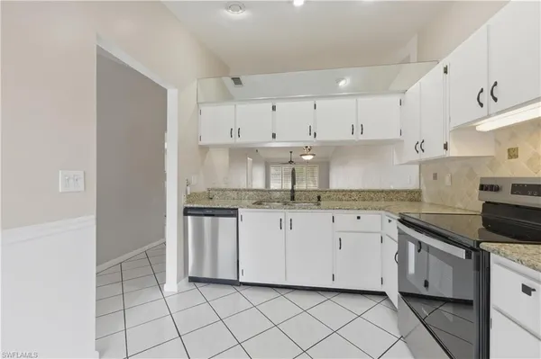 $250,000 | 4031 Ice Castle Way, Unit 3306, Naples, FL 34112