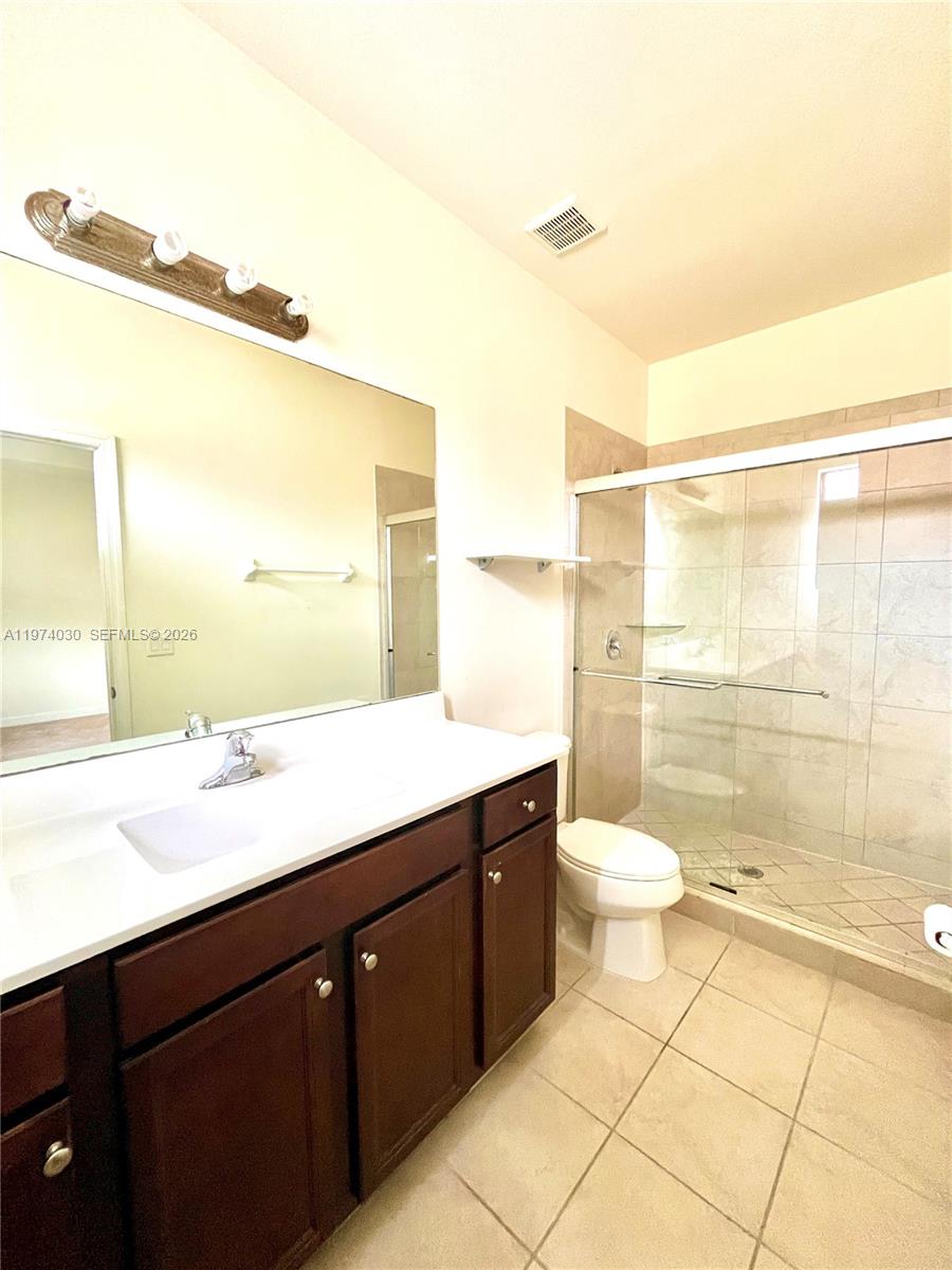 9271 West 33rd Lane Hialeah, FL 33018 - Photo 11 of 22