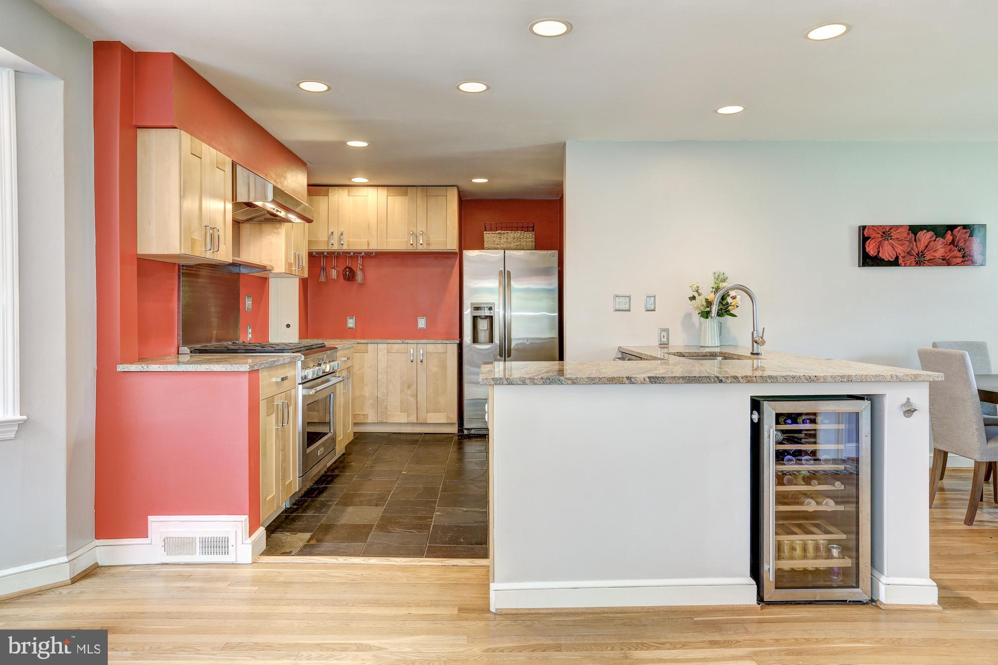 15400 Layhill Road Silver Spring, MD 20906 - Photo 5 of 42 Integrated kitchen, the heart of the house