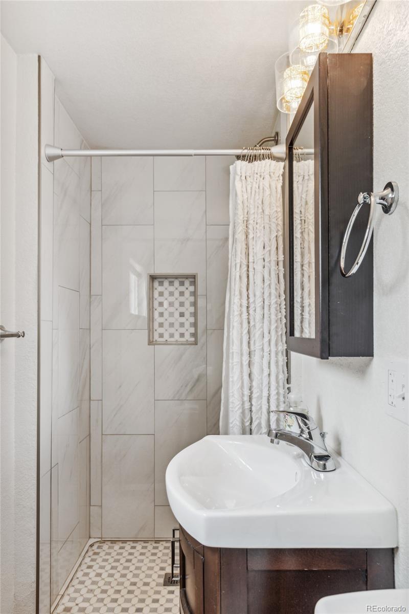 3475 Ward Road Wheat Ridge, CO 80033 - Photo 5 of 26