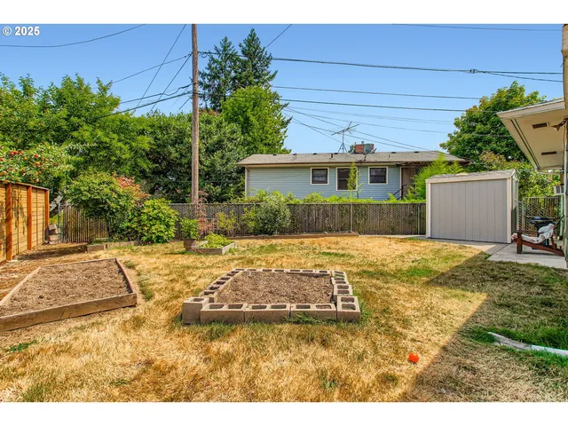 a view of a house with swimming pool