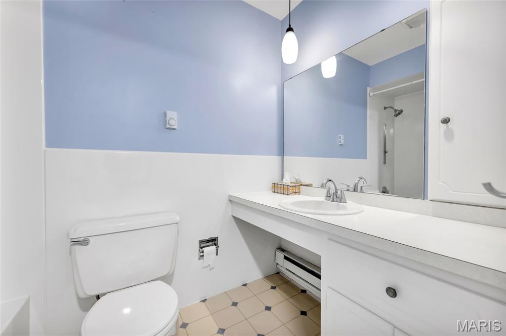 1660 Blue Ridge Drive, Unit G St. Louis, MO 63125 - Photo 17 of 24