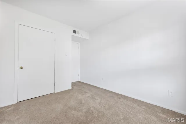 $86,000 | 1660 Blue Ridge Drive, Unit G, St. Louis, MO 63125