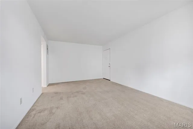 $86,000 | 1660 Blue Ridge Drive, Unit G, St. Louis, MO 63125