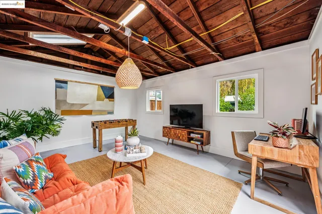 $848,000 | 734 Ensenada Avenue, Berkeley, CA 94707