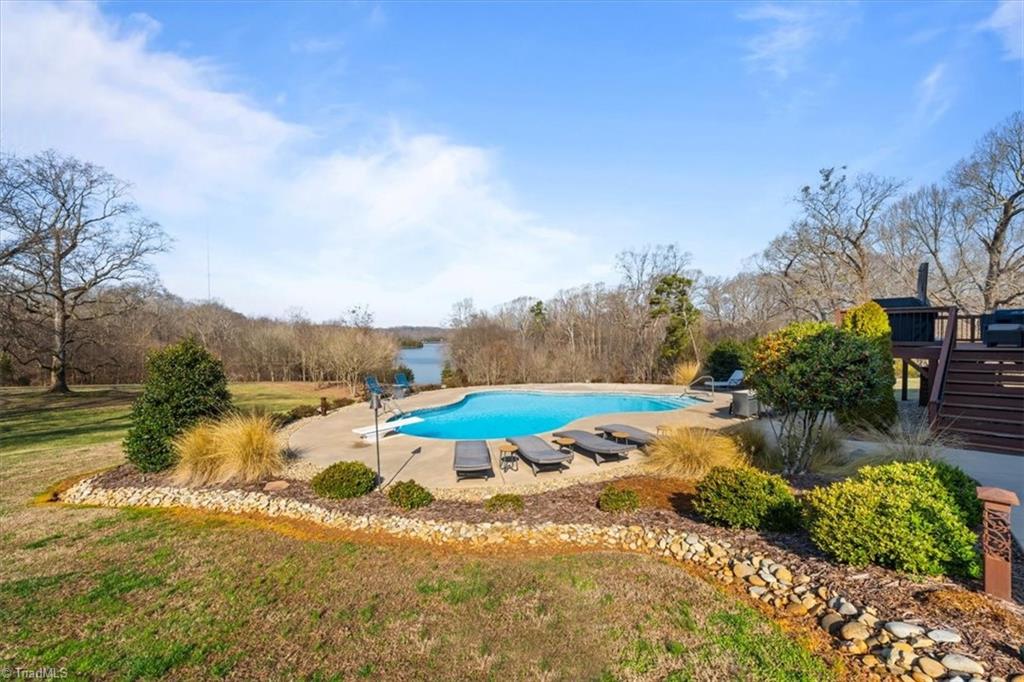 7653 Adams Farm Road Randleman, NC 27317 - Photo 5 of 47