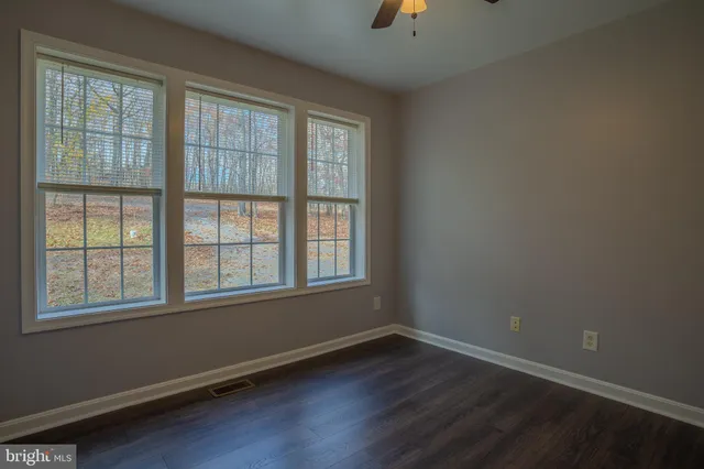 $339,000 | 757 Peewee Lane, Hedgesville, WV 25427