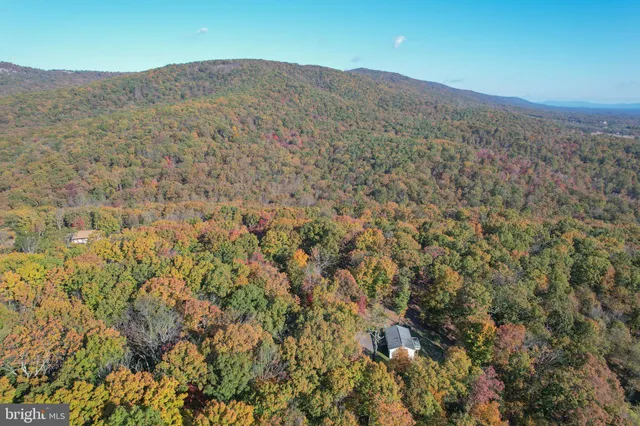 $339,000 | 757 Peewee Lane, Hedgesville, WV 25427