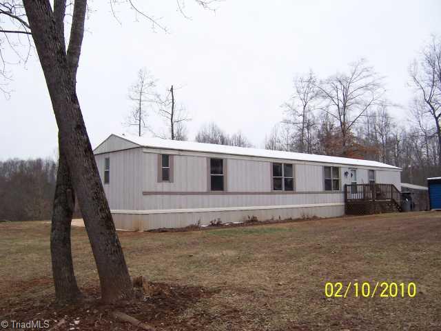 4907 Irvin Country Road Randleman, NC 27317 - Photo 2 of 6 Exterior Front.