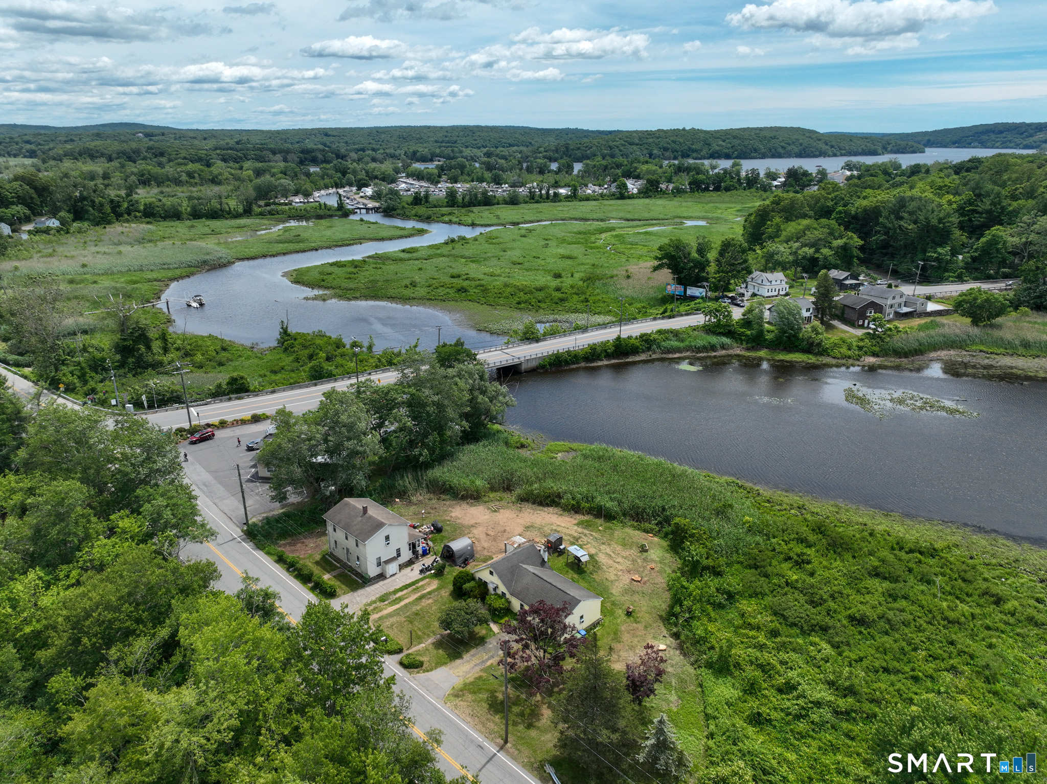 92 Water Street Chester, CT 06412 - Photo 3 of 29