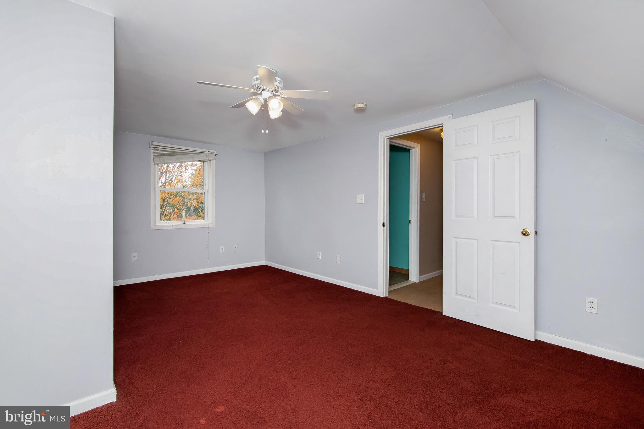 27 Winding Road Levittown, PA 19057 - Photo 20 of 36 Gallery Image 20