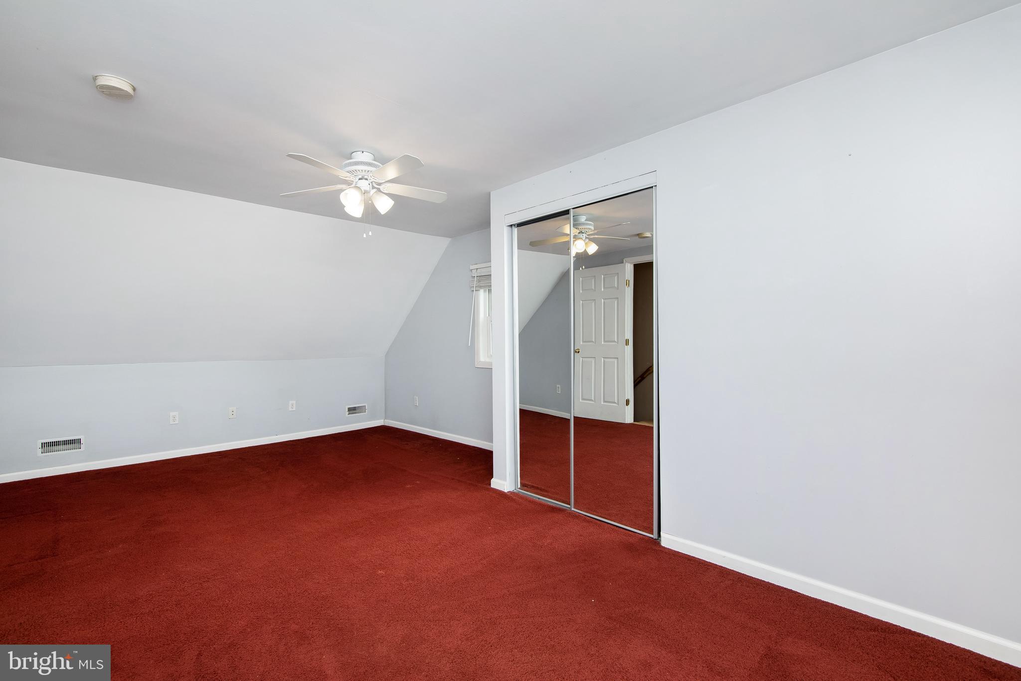 27 Winding Road Levittown, PA 19057 - Photo 23 of 36 Gallery Image 23