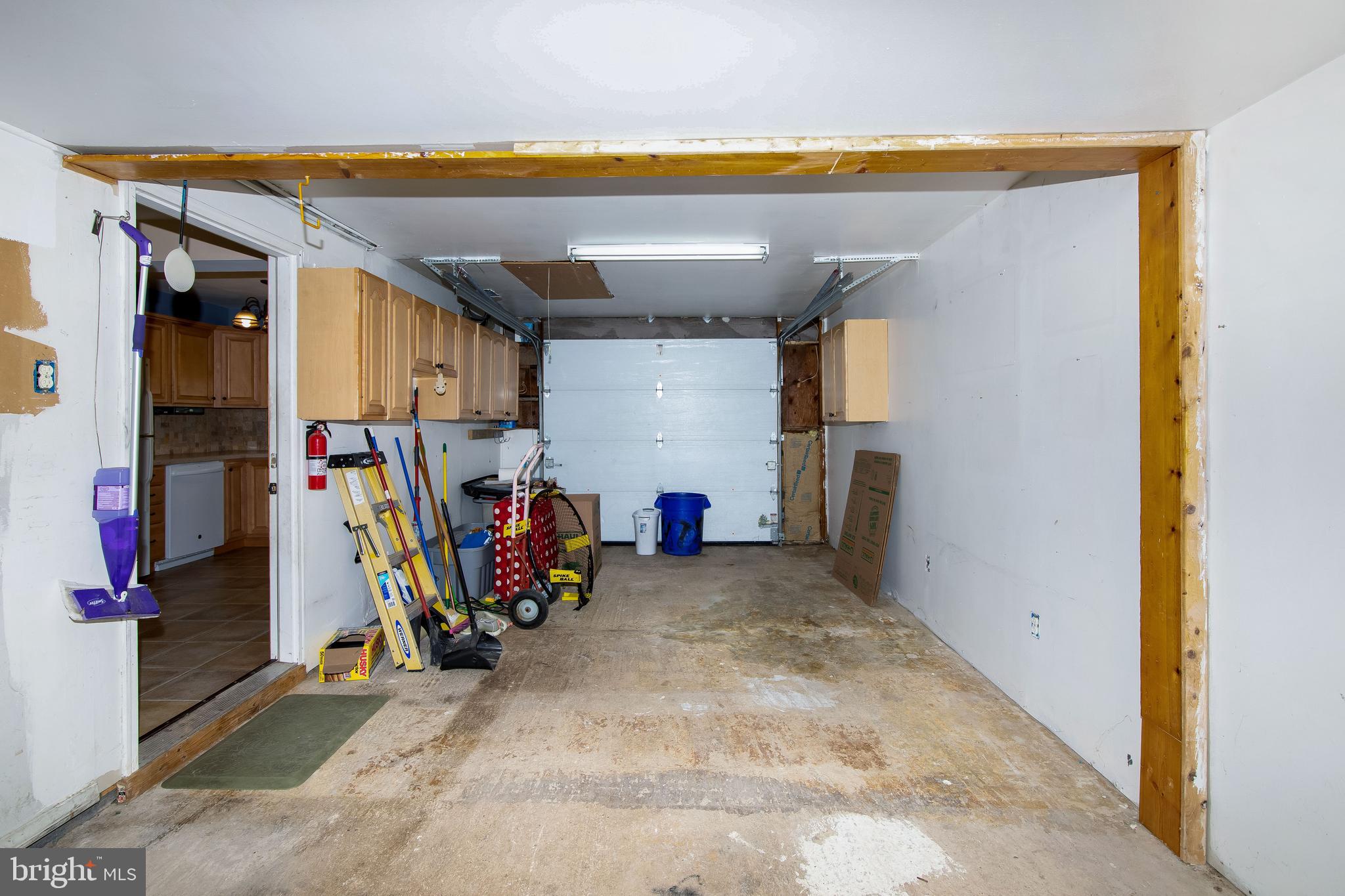 27 Winding Road Levittown, PA 19057 - Photo 31 of 36 Gallery Image 31