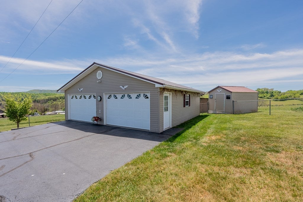 3705 Major Grahams Road Max Meadows, VA 24360 - Photo 62 of 104 Gallery Image 62