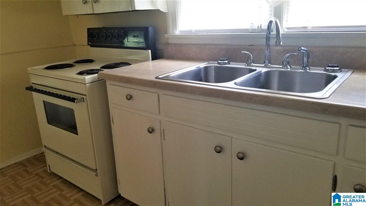 244 Russell Street Gadsden, AL 35903 - Photo 17 of 34