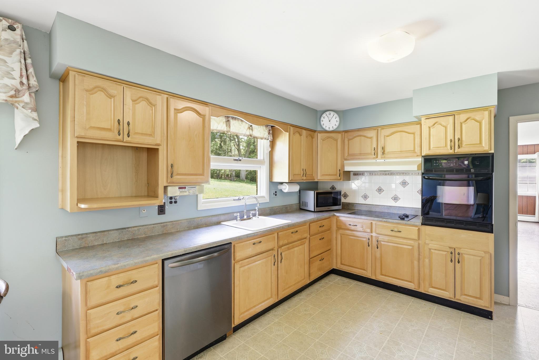 4308 Meadowcliff Road Glen Arm, MD 21057 - Photo 12 of 39 Main Level - spacious kitchen w/abundant cabinets