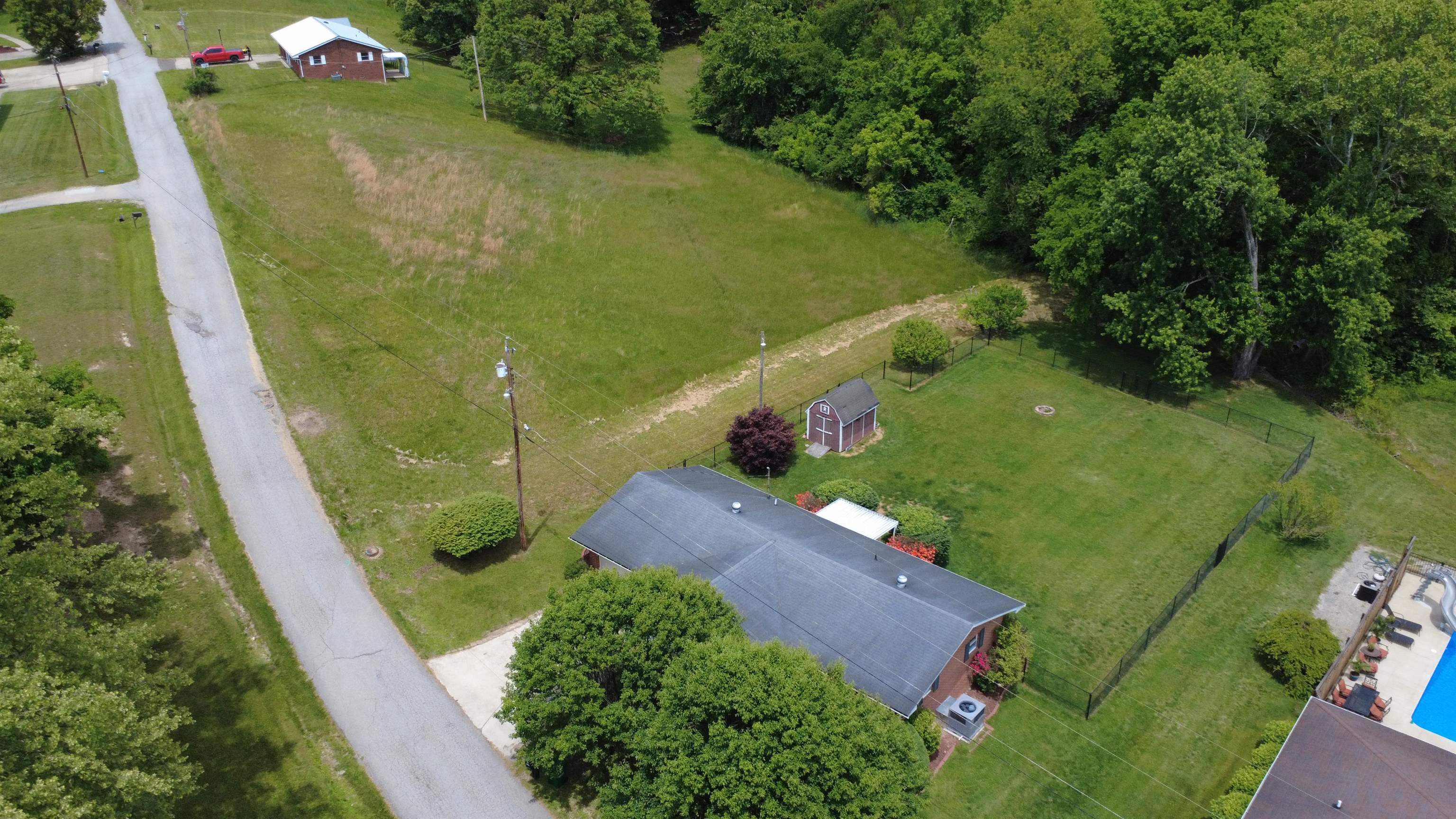 162 West Meadowbrook Road Ashland, KY 41102 - Photo 2 of 45