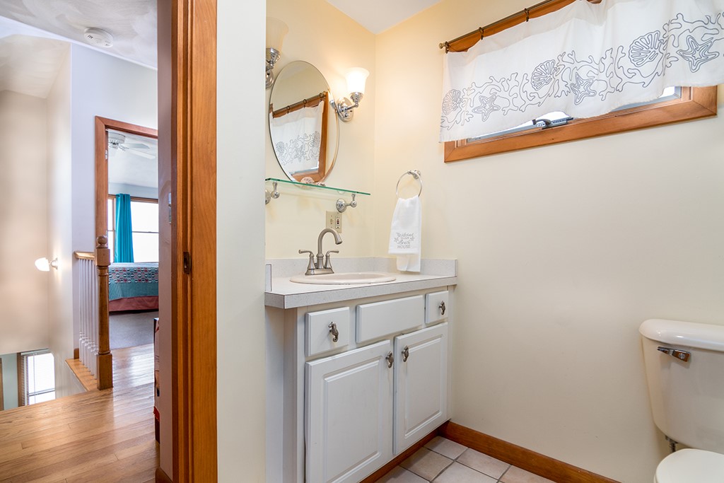 35 Shore Road Narragansett, RI 02882 - Photo 19 of 22