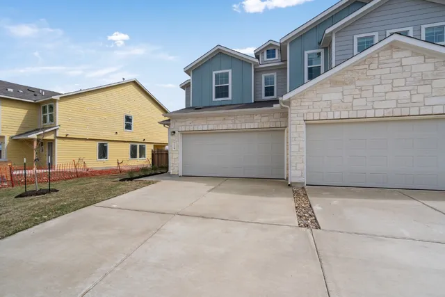 $1,850 | 7229 Spotted Leaf Way, Del Valle, TX 78617