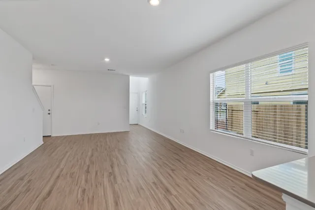 $1,850 | 7229 Spotted Leaf Way, Del Valle, TX 78617