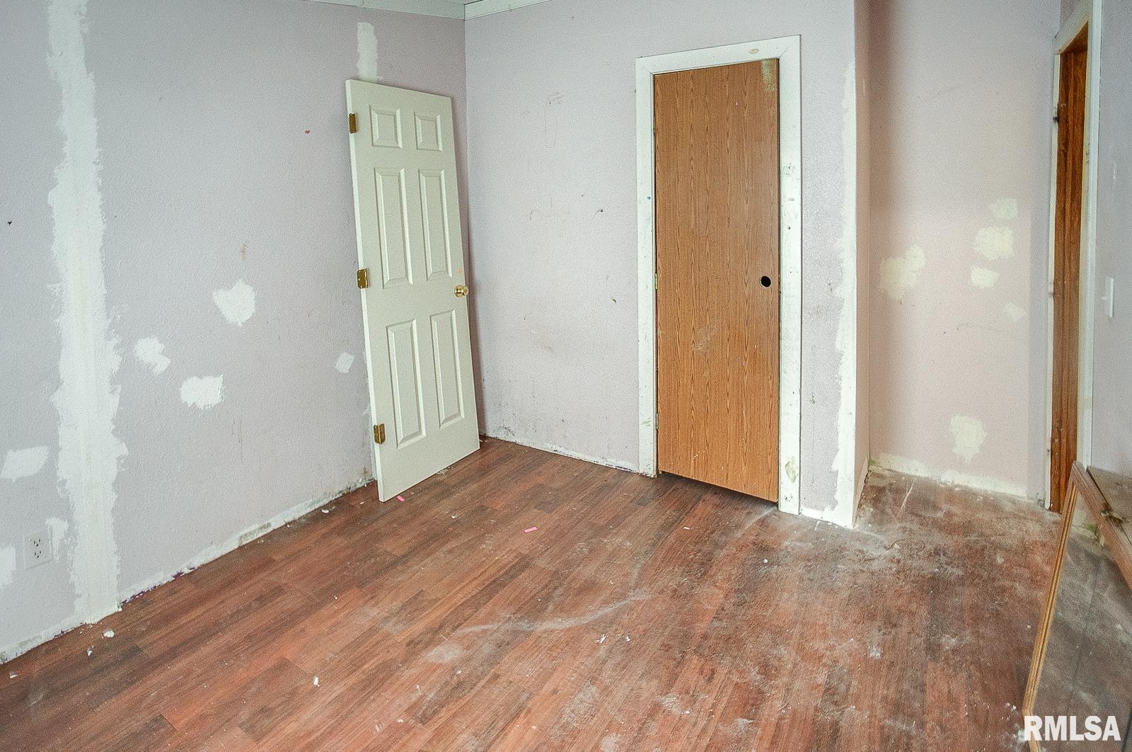 528 Meadowbrook Road Mount Vernon, IL 62864 - Photo 6 of 9