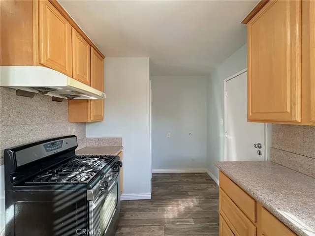 $2,700 | 235 East 43rd Street, San Bernardino, CA 92404