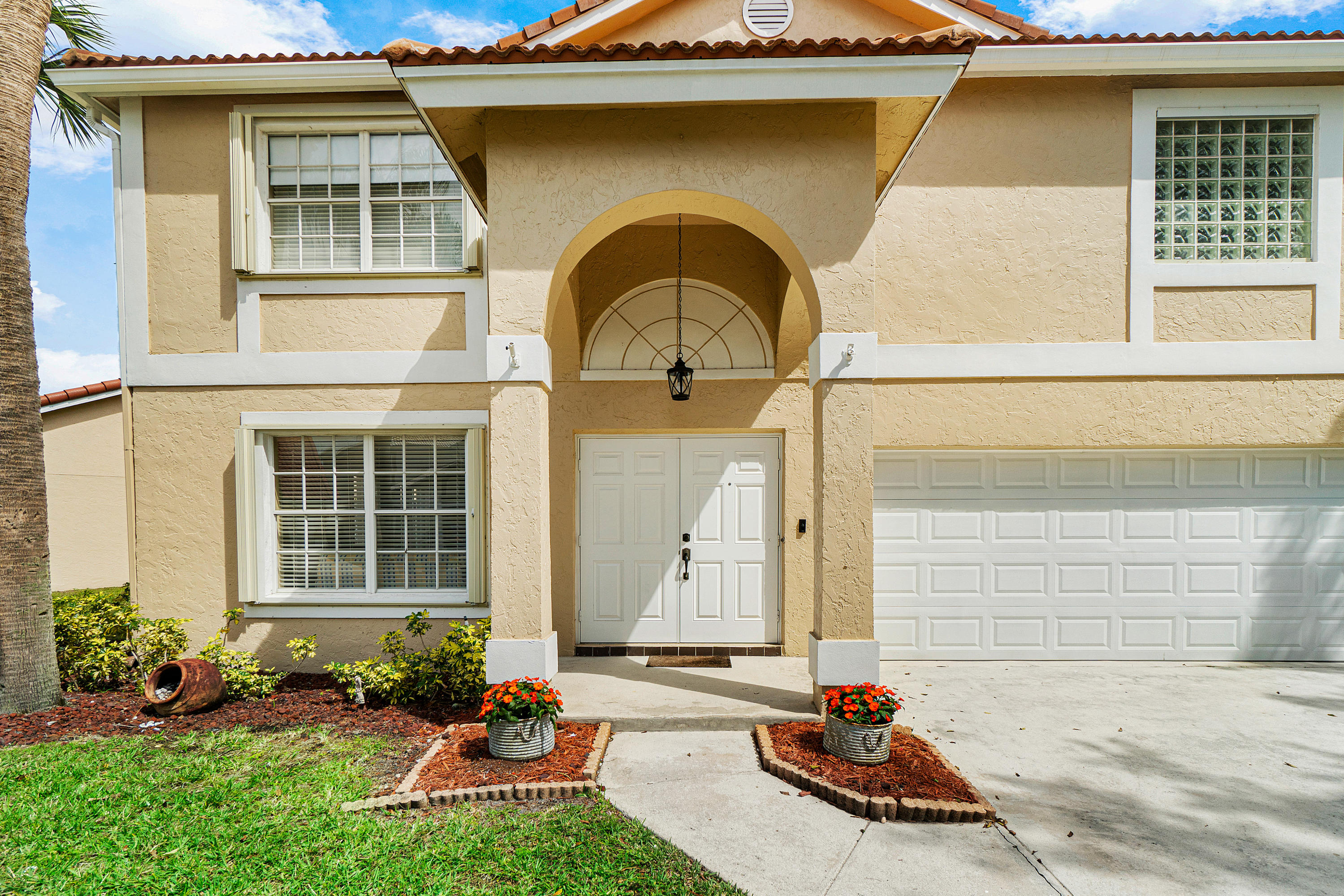 7420 Shell Ridge Terrace Lake Worth, FL 33467 - Photo 4 of 31 004-7420ShellRidgeTerr-LakeWorth-FL-full