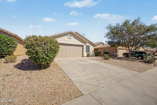 $2,200 | 16813 North 113th Avenue, Surprise, AZ 85378