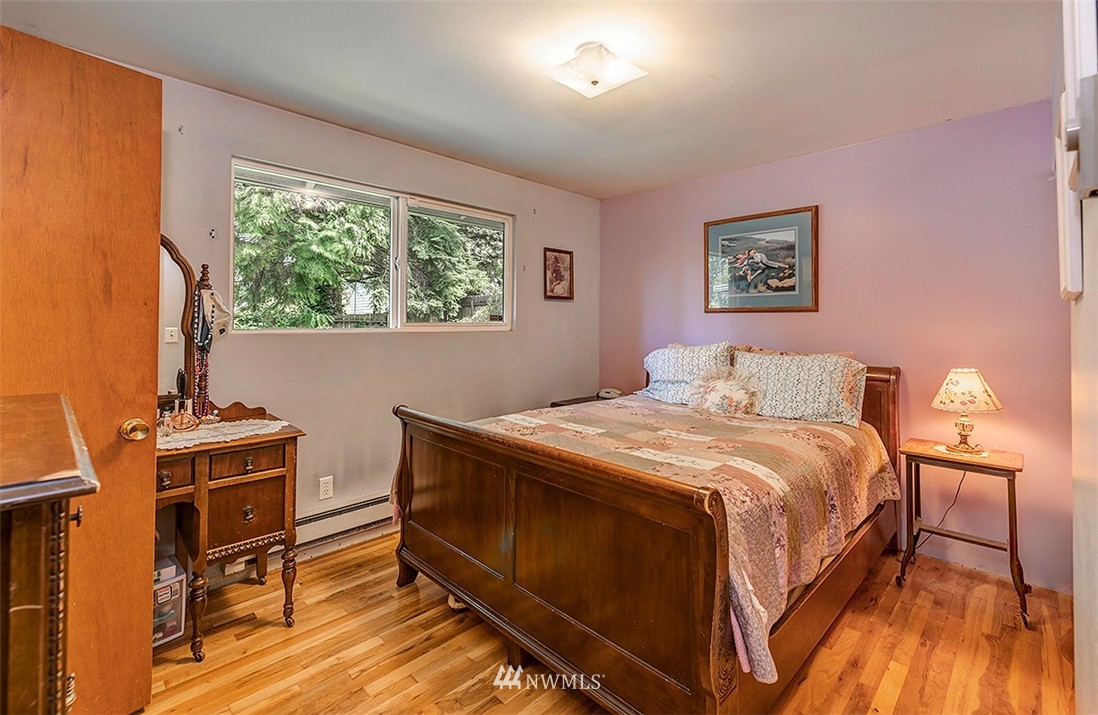 5909 149th Place Southwest Edmonds, WA 98026 - Photo 7 of 14 Gallery Image 7