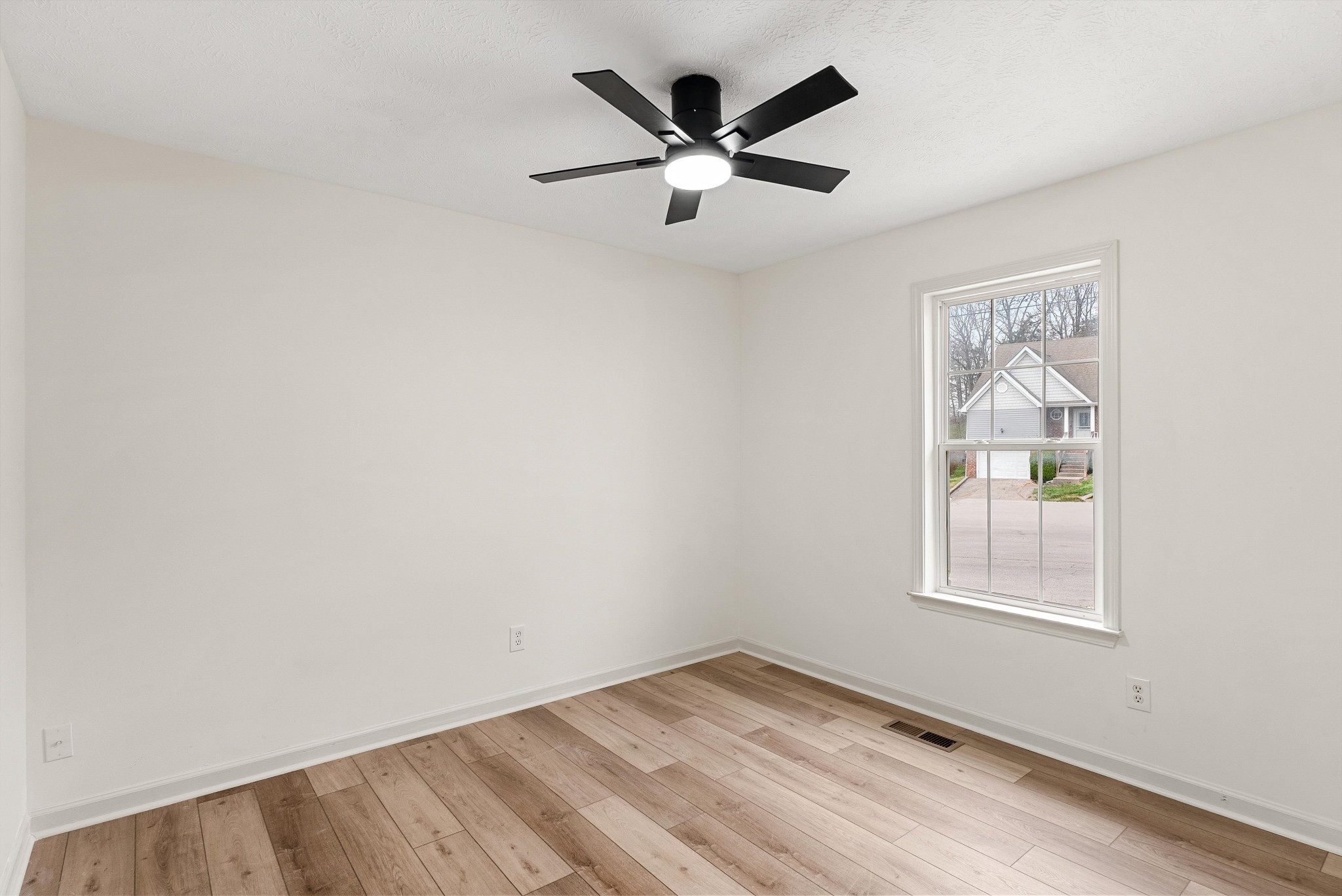 4841 Highlander Cove Antioch, TN 37013 - Photo 16 of 42
