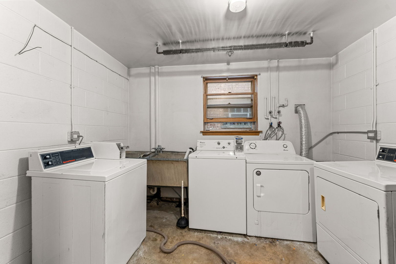 6004 South Archer Road Summit, IL 60501 - Photo 13 of 14 Gallery Image 13
