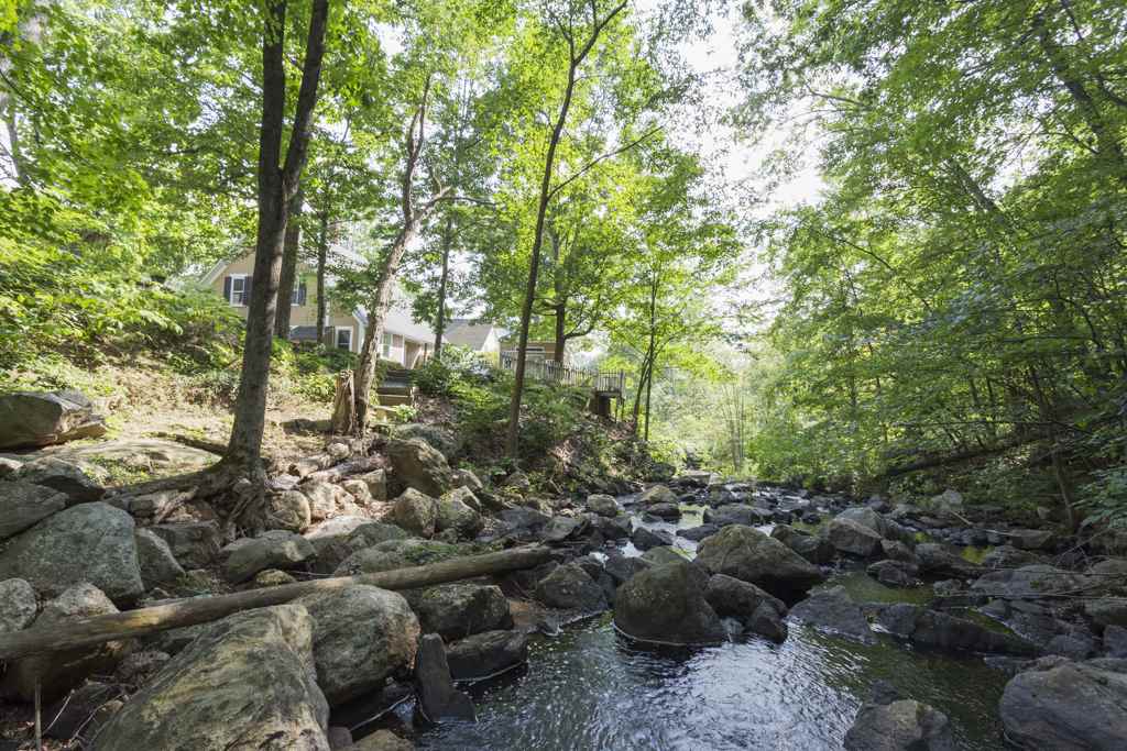 121 Henry Bridge Road Goffstown, NH 03045 - Photo 8 of 40