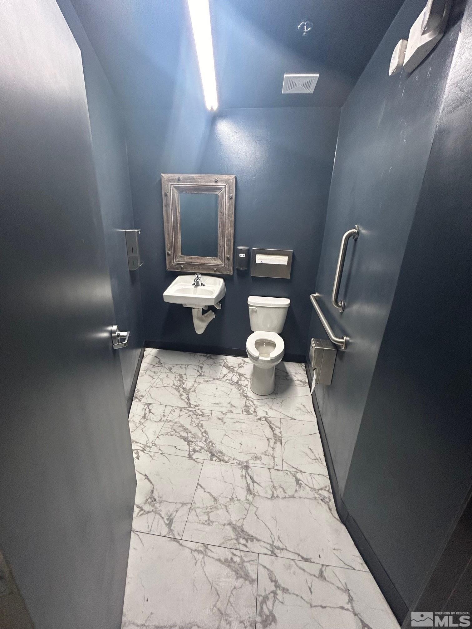 25 West 2nd Street Reno, NV 89501 - Photo 11 of 33