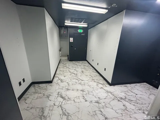 $3,570 | 25 West 2nd Street, Reno, NV 89501