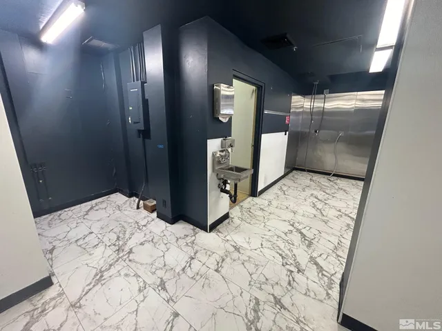 $3,570 | 25 West 2nd Street, Reno, NV 89501