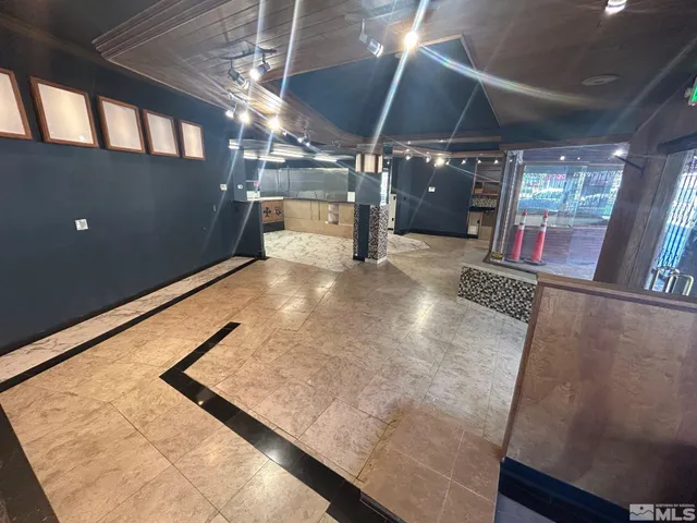 $3,570 | 25 West 2nd Street, Reno, NV 89501