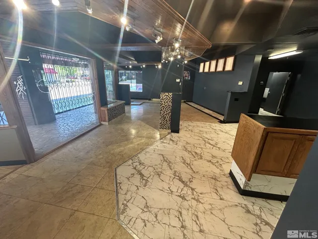 $3,570 | 25 West 2nd Street, Reno, NV 89501