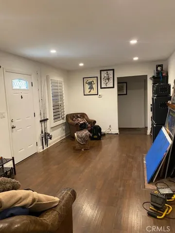 $1,300 | 12917 Gladstone Avenue, Unit A, Sylmar, CA 91342