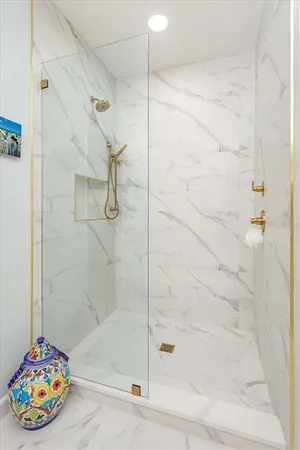 a bathroom with a bath tub