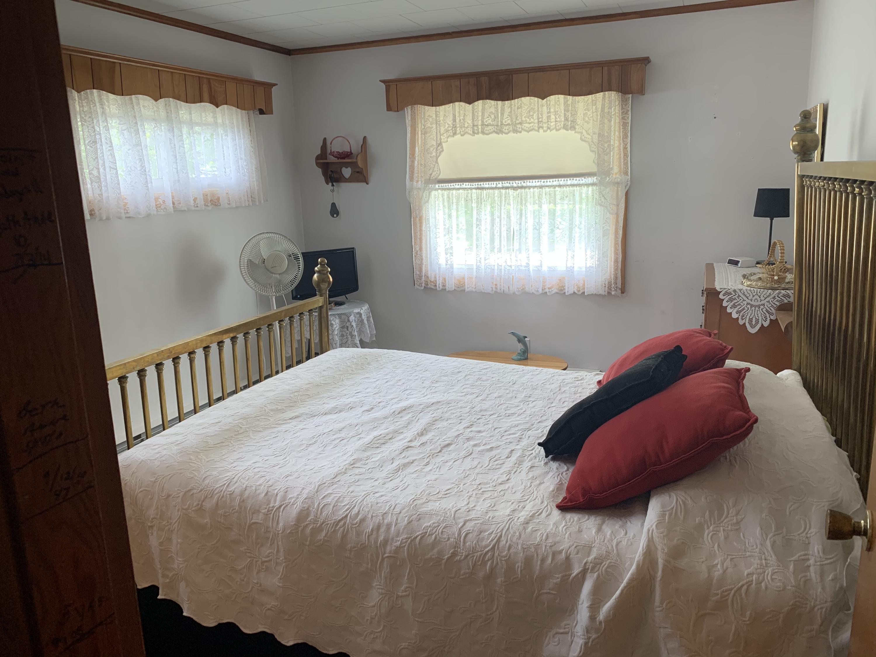 49 Michigan Street Millinocket, ME 04462 - Photo 15 of 17 E0249F1D-18DF-43C4-BB3F-151F755A3615