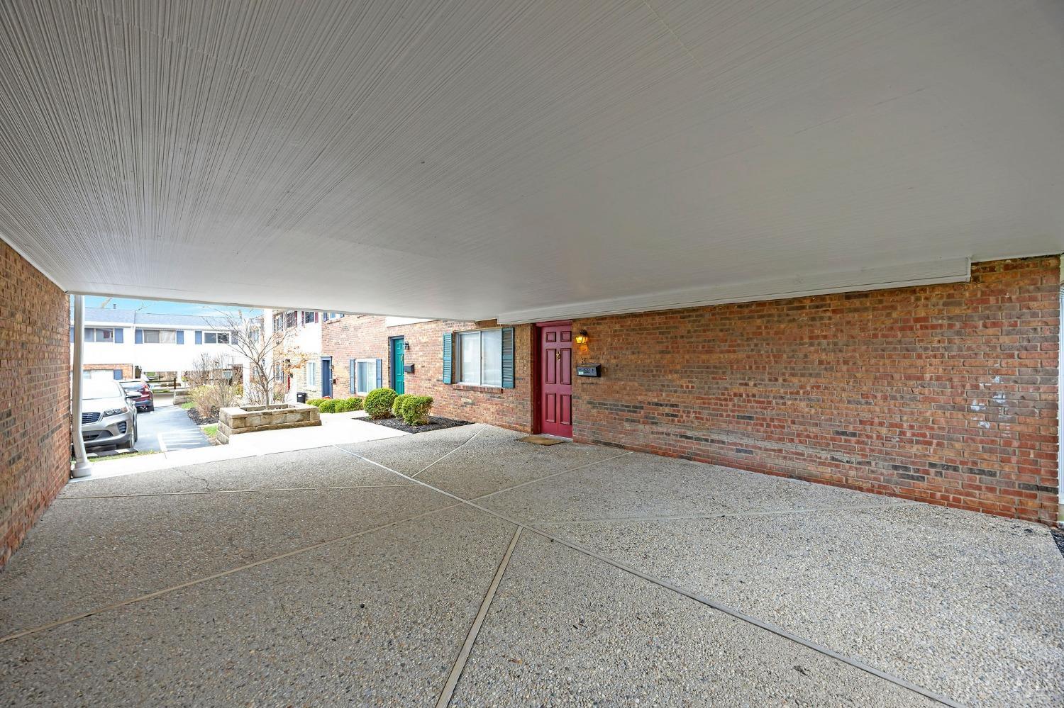 7752 Montgomery Road, Unit 8 Cincinnati, OH 45236 - Photo 3 of 35