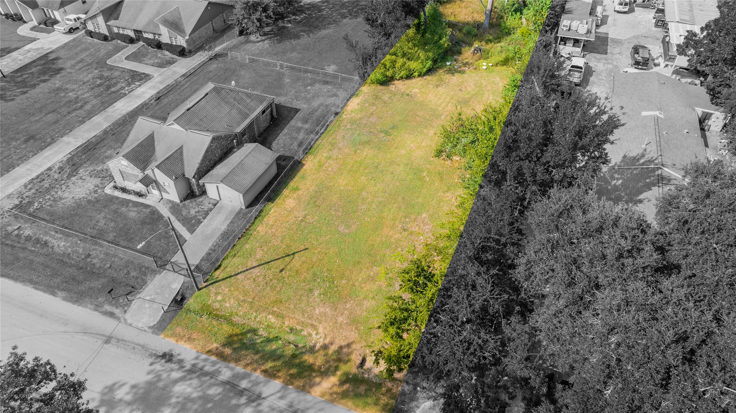 2018 Dewalt Street Houston, TX 77088 - Photo 3 of 13